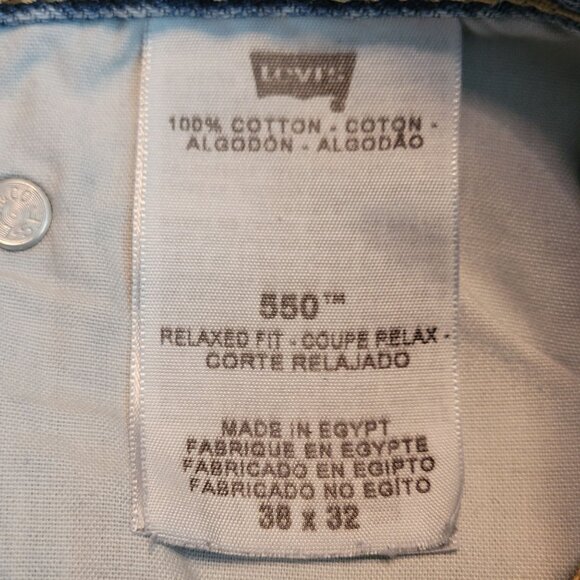 Vtg Levi's Jeans Mens 38x32 Measures 36x31 Relaxed 550 Medium Light Wash Y2K - Picture 4 of 9